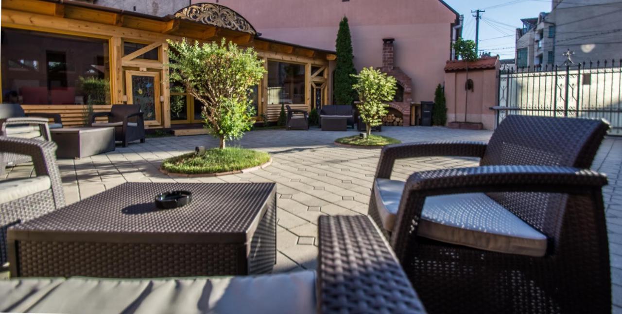 Noblesse Boutique Resort Sibiu Bagian luar foto