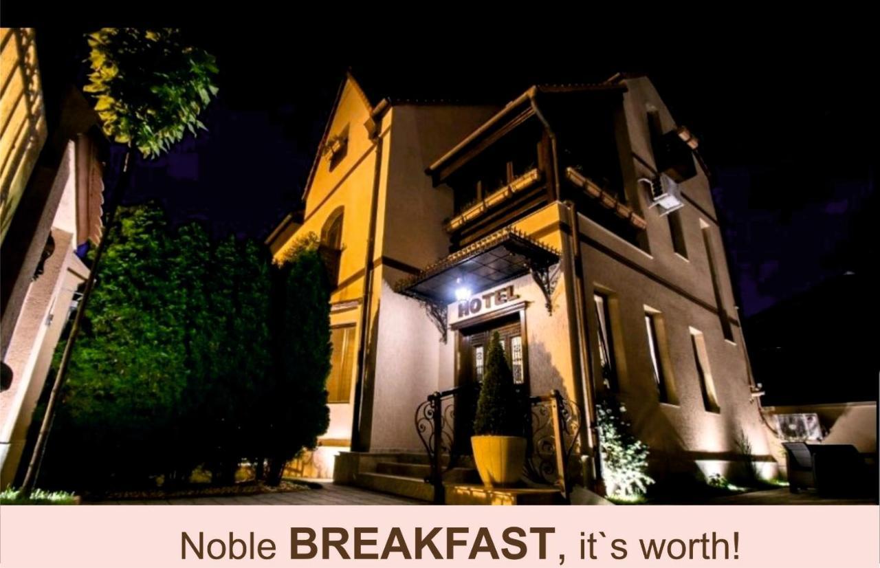 Noblesse Boutique Resort Sibiu Bagian luar foto